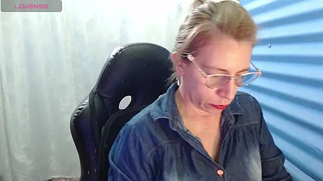 Chayla Ruiz online show from March 2026 10:46:01 AM