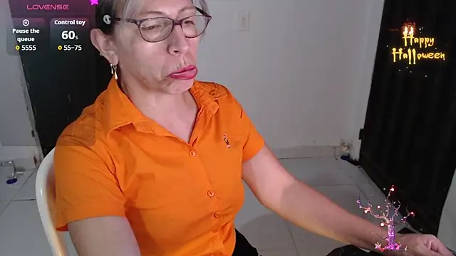 Chayla Ruiz online show from November 2025 11:09:01 PM