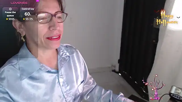 Chayla Ruiz online show from November 2025 11:03:01 AM