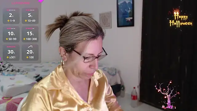 Snapshot of Chayla_Ruiz chatting on October 2025 10:01:01 AM Chayla Ruiz online show from October 2025 10:01:01 AM