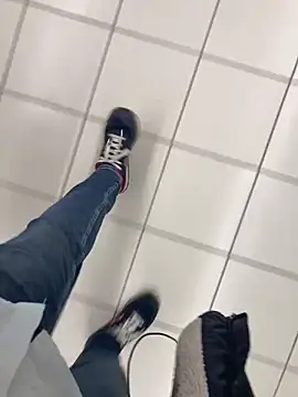 Frredd22 online show from January 2025 05:05:01 PM