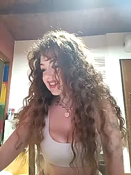 Snapshot of CurlyElisa chatting on April 2026 09:41:02 PM CurlyElisa online show from April 2026 09:41:02 PM