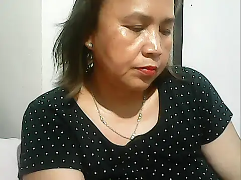 Lhadycarolyn online show from October 2025 01:53:02 AM