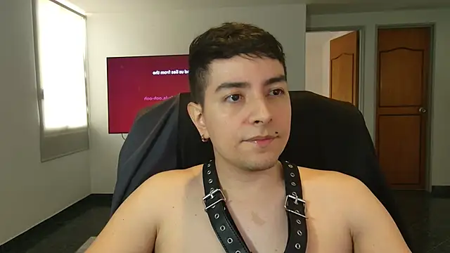 Jhoan saenz online show from October 2025 05:03:02 PM