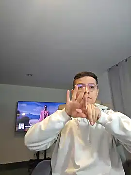 Jhoan saenz online show from October 2025 04:25:02 AM