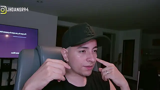 Jhoan saenz online show from March 2026 03:14:01 AM