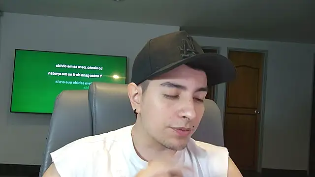 Jhoan saenz online show from November 2025 05:00:01 AM