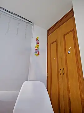 Jhoan saenz online show from March 2025 03:48:01 AM