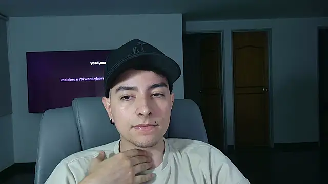 Jhoan saenz online show from November 2025 12:15:02 AM