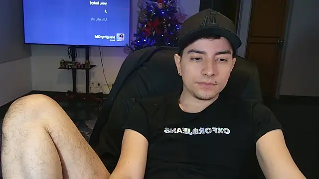 Jhoan saenz online show from November 2025 04:49:02 AM