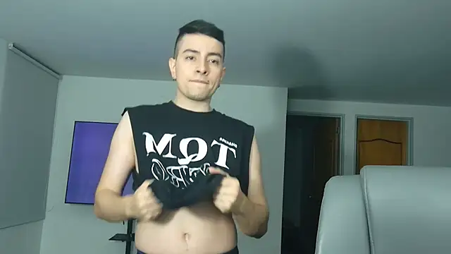 Jhoan saenz online show from October 2025 04:45:01 AM