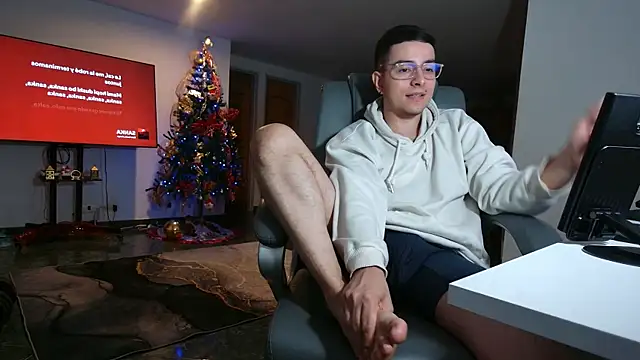 Jhoan saenz online show from November 2025 04:12:02 AM