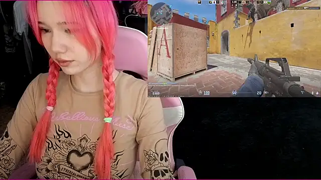 Maya Viola online show from December 2025 05:53:02 AM