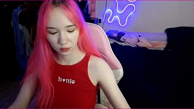 Maya Viola online show from October 2025 06:57:01 AM