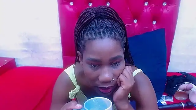 Snapshot of XSCARLETQUEENXX chatting on February 2026 06:15:01 PM XSCARLETQUEENXX online show from February 2026 06:15:01 PM