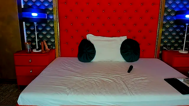 VallerieJones online show from November 2025 12:48:01 AM