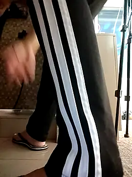 VallerieJones online show from November 2025 06:52:02 PM