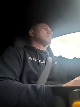 mustang69696 online show from April 2026 03:05:01 PM