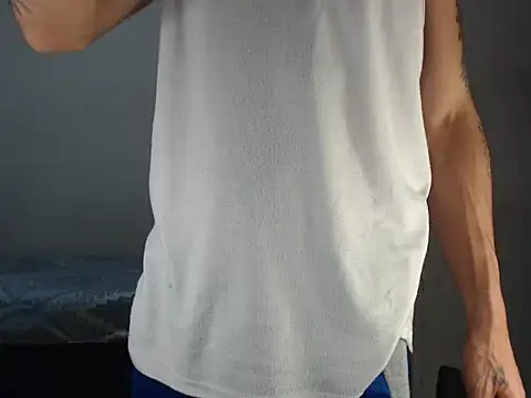 emiliano hottt online show from December 2024 12:24:01 AM