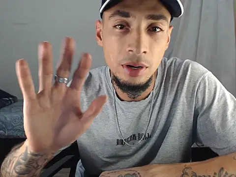 emiliano hottt online show from March 2025 07:12:02 AM