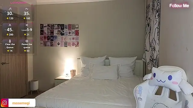 Snapshot of LisaSweetie chatting on January 2025 06:28:02 PM LisaSweetie online show from January 2025 06:28:02 PM