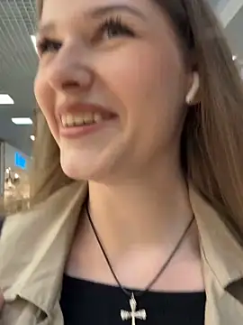 LisaSweetie online show from March 2026 04:15:01 PM