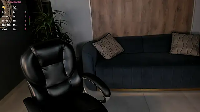 MaryLewis  online show from January 2026 12:20:02 PM