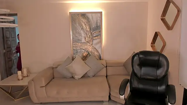 KateSunder online show from October 2025 12:26:01 PM