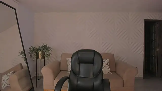 KateSunder online show from March 2026 11:37:02 AM