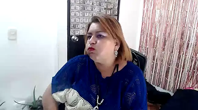 Snapshot of NAILAH_SANZ chatting on January 2025 10:30:02 PM NAILAH SANZ online show from January 2025 10:30:02 PM