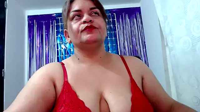 Snapshot of NAILAH_SANZ chatting on December 2024 03:54:01 AM NAILAH SANZ online show from December 2024 03:54:01 AM