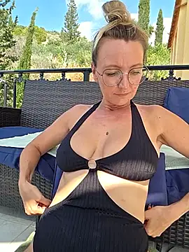 MissMialicious online show from July 2026 12:45:02 PM