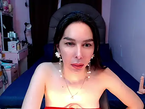 TSDESIREcindy29 online show from October 2025 04:34:01 AM