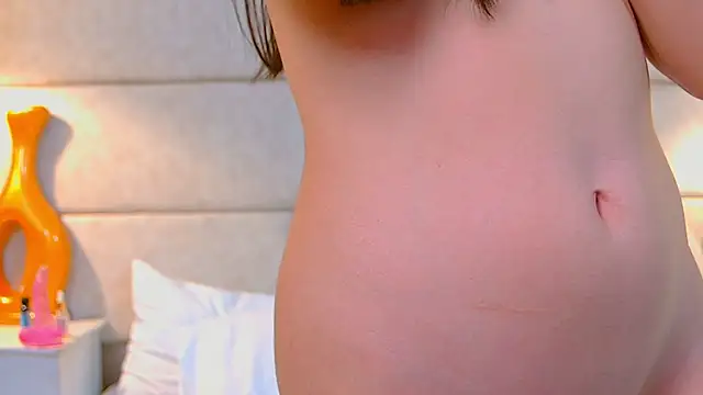 Snapshot of April_Cutee chatting on March 2025 01:53:02 AM April Cutee online show from March 2025 01:53:02 AM