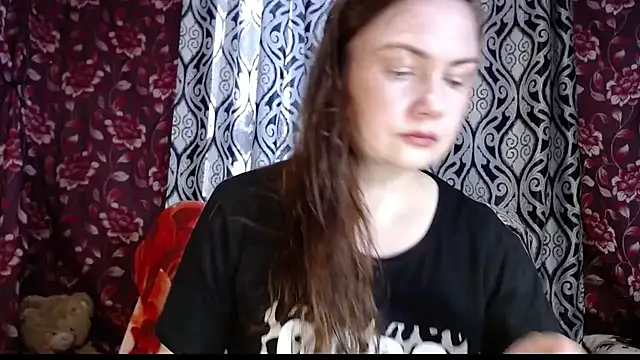 Snapshot of EmilyDoth chatting on March 2025 03:04:02 AM EmilyDoth online show from March 2025 03:04:02 AM