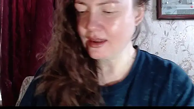 Snapshot of EmilyDoth chatting on March 2026 04:42:01 AM EmilyDoth online show from March 2026 04:42:01 AM