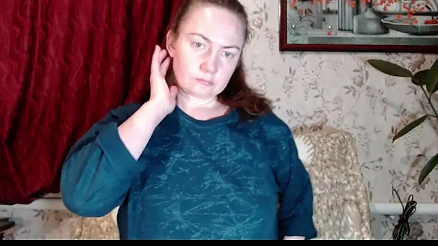 Snapshot of EmilyDoth chatting on February 2026 01:55:02 PM EmilyDoth online show from February 2026 01:55:02 PM