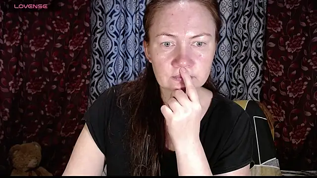 Snapshot of EmilyDoth chatting on September 2025 05:07:01 AM EmilyDoth online show from September 2025 05:07:01 AM