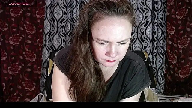 Snapshot of EmilyDoth chatting on November 2025 09:20:01 PM EmilyDoth online show from November 2025 09:20:01 PM