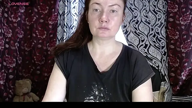 Snapshot of EmilyDoth chatting on October 2025 03:21:02 AM EmilyDoth online show from October 2025 03:21:02 AM