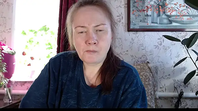 Snapshot of EmilyDoth chatting on February 2026 07:54:02 AM EmilyDoth online show from February 2026 07:54:02 AM