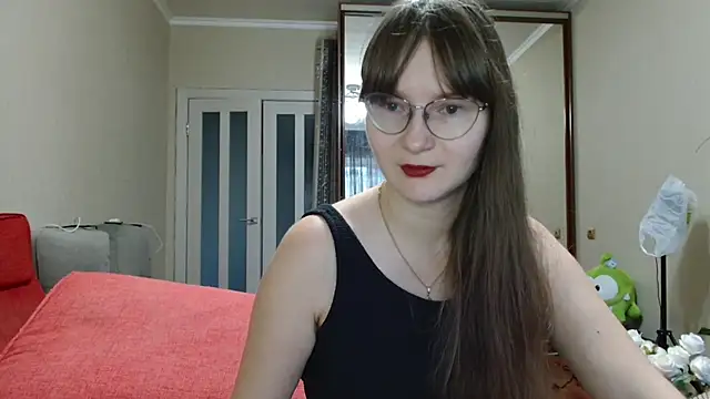 KiraGoldens online show from October 2025 06:25:02 AM