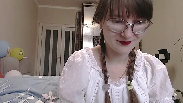 KiraGoldens online show from September 2025 05:58:01 AM