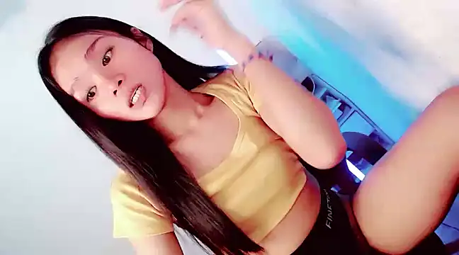 Snapshot of amomentoflust69 chatting on January 2025 10:20:01 AM amomentoflust69 online show from January 2025 10:20:01 AM