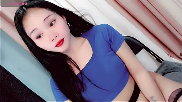 amomentoflust69 online show from April 2026 10:55:01 AM