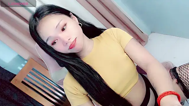 amomentoflust69 online show from May 2026 11:30:01 AM
