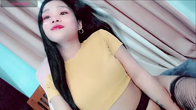 amomentoflust69 online show from May 2026 11:57:01 AM