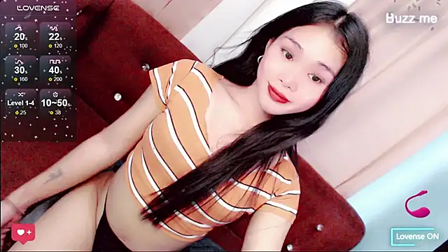 amomentoflust69 online show from April 2026 11:47:01 AM