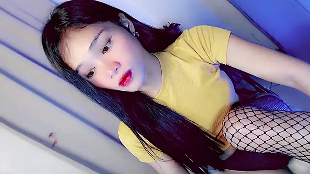 Snapshot of amomentoflust69 chatting on February 2026 05:05:02 AM amomentoflust69 online show from February 2026 05:05:02 AM