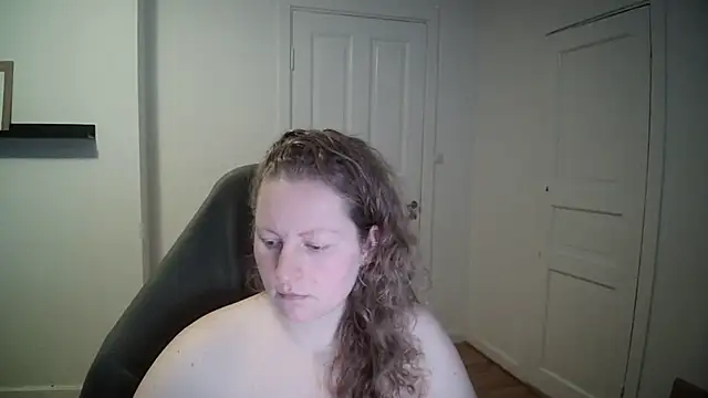 Snapshot of Girlnina-1995 chatting on March 2025 12:06:01 PM Girlnina-1995 online show from March 2025 12:06:01 PM